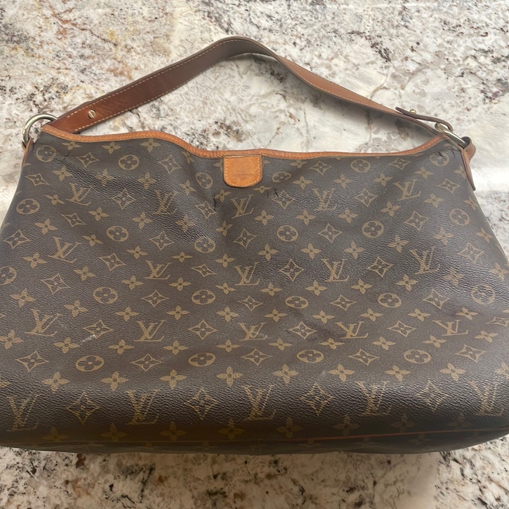 Louis Vuitton authentic delightful MM